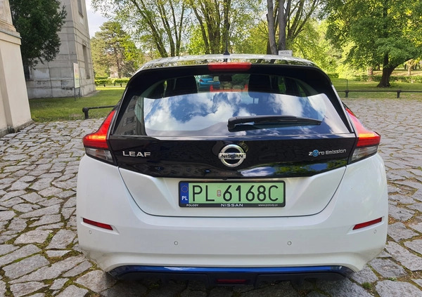 Nissan Leaf cena 77500 przebieg: 15000, rok produkcji 2020 z Leszno małe 254